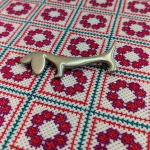 Adorable silver dachshund pin
